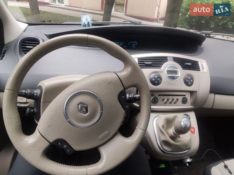 Мінівен Renault Scenic 2009 в Чернівцях