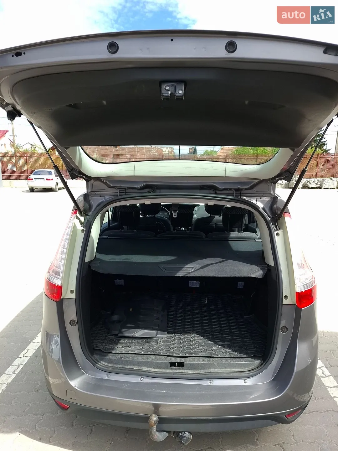 2011 Renault Scenic - мініатюра 9