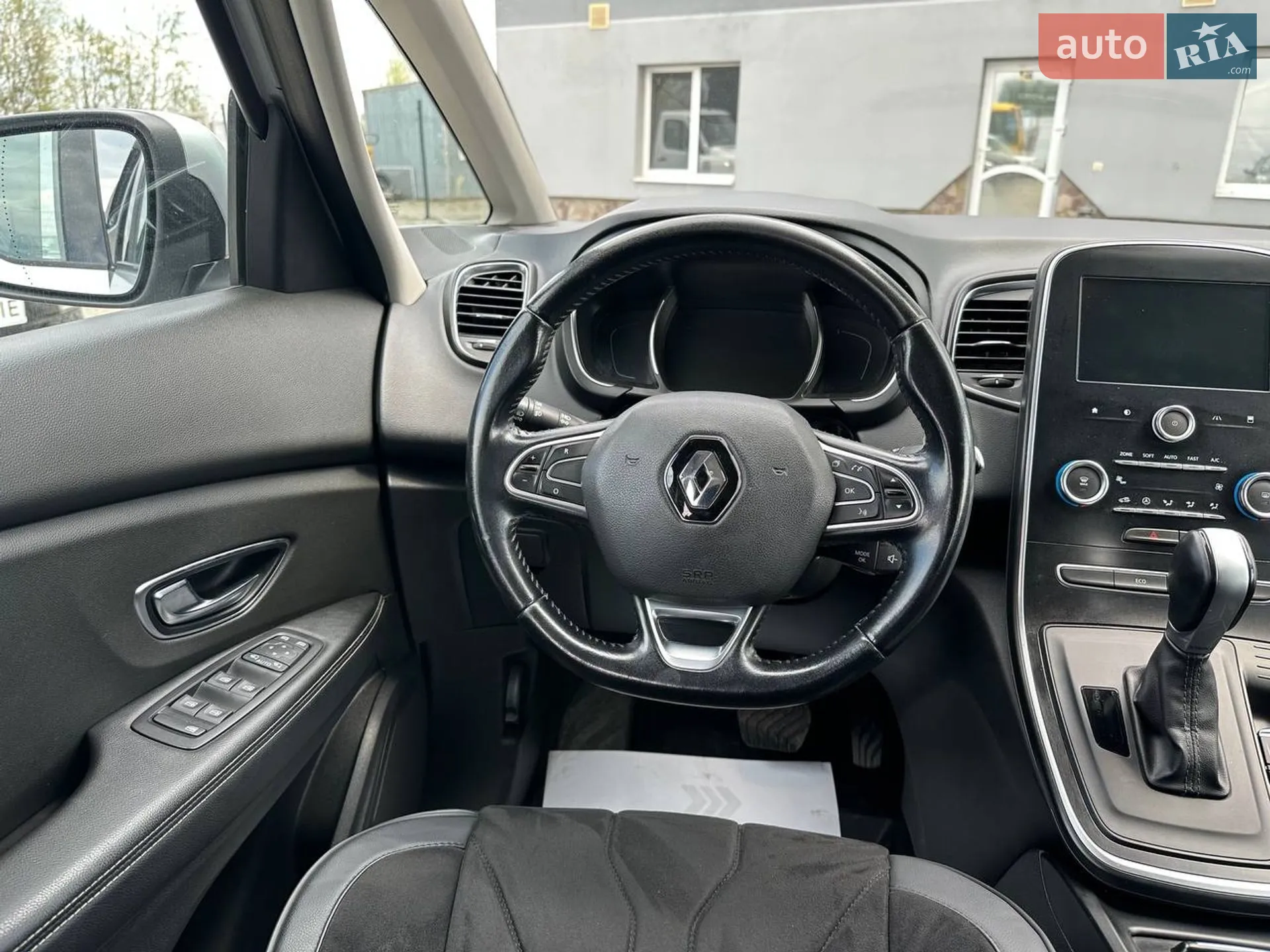 2017 Renault Scenic - мініатюра 8