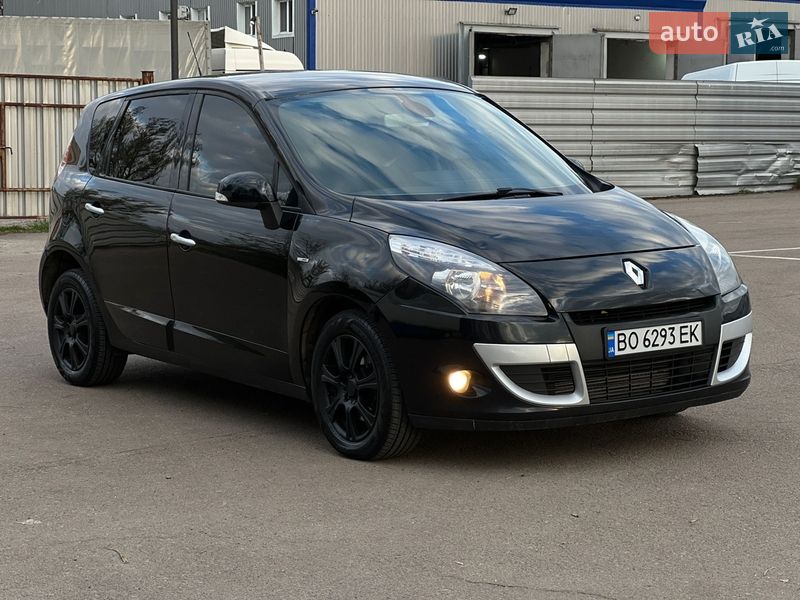Renault Scenic 2011