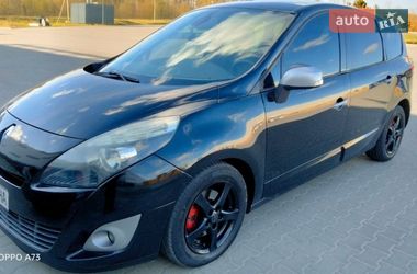 Мінівен Renault Scenic 2011 в Львові