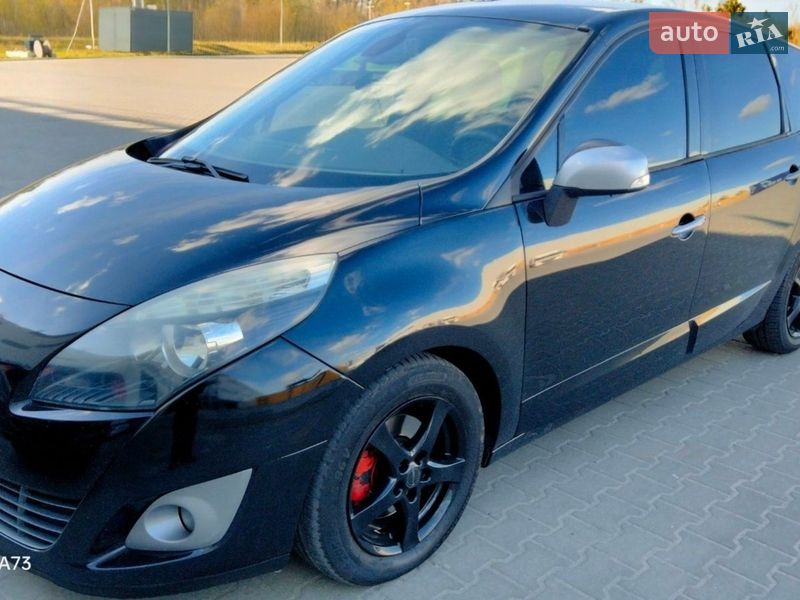 Renault Scenic 2011