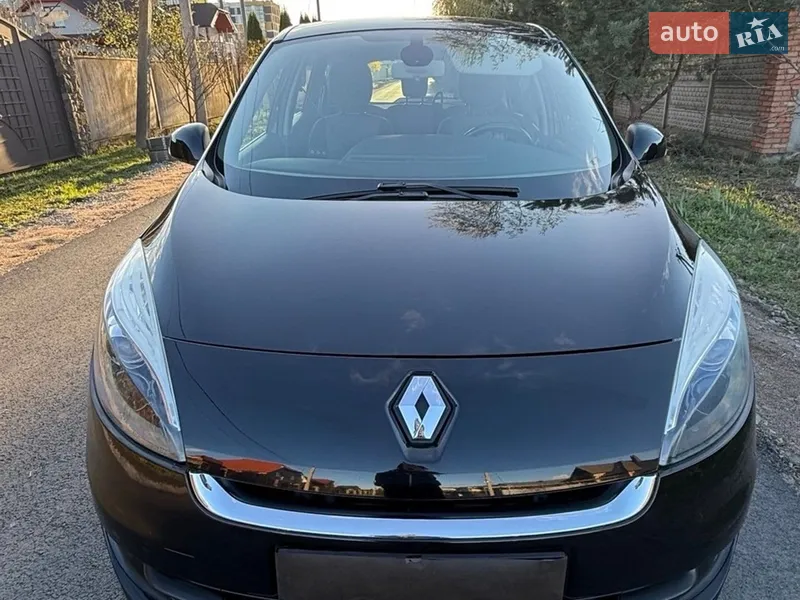 Renault Scenic 2012