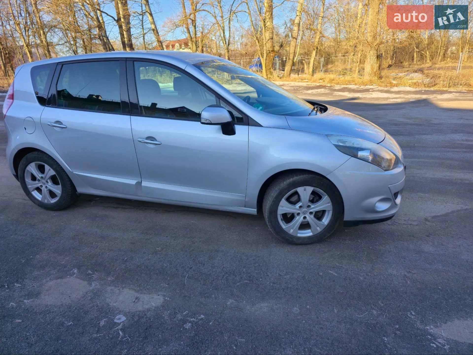 2010 Renault Scenic - фото 1