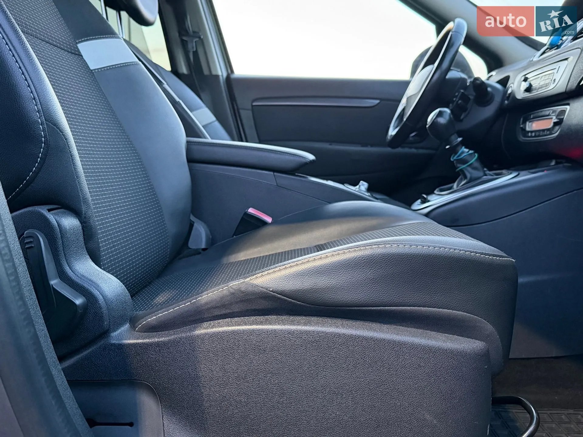 2014 Renault Scenic - мініатюра 15