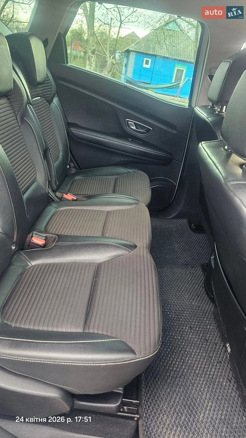 2019 Renault Scenic - мініатюра 12
