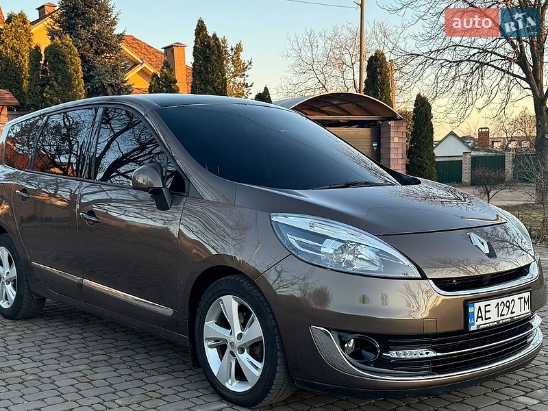 Renault Scenic 2012