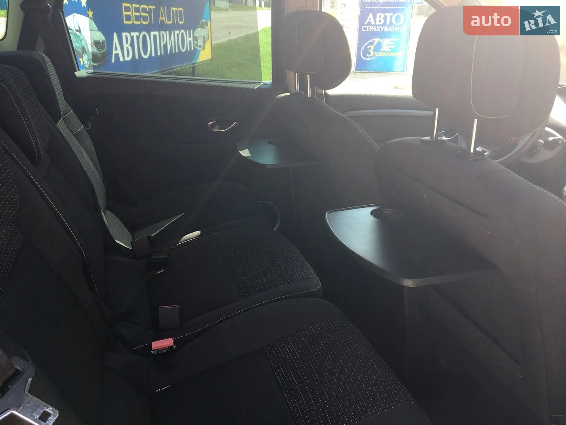 2010 Renault Scenic - мініатюра 8
