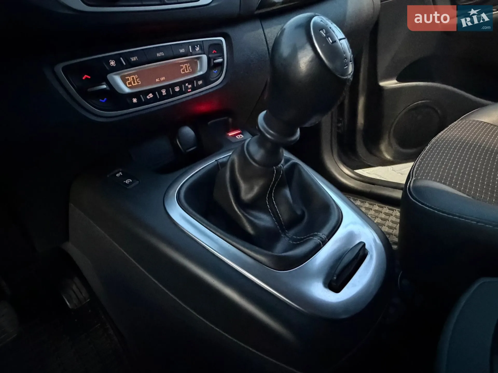2014 Renault Scenic - мініатюра 30