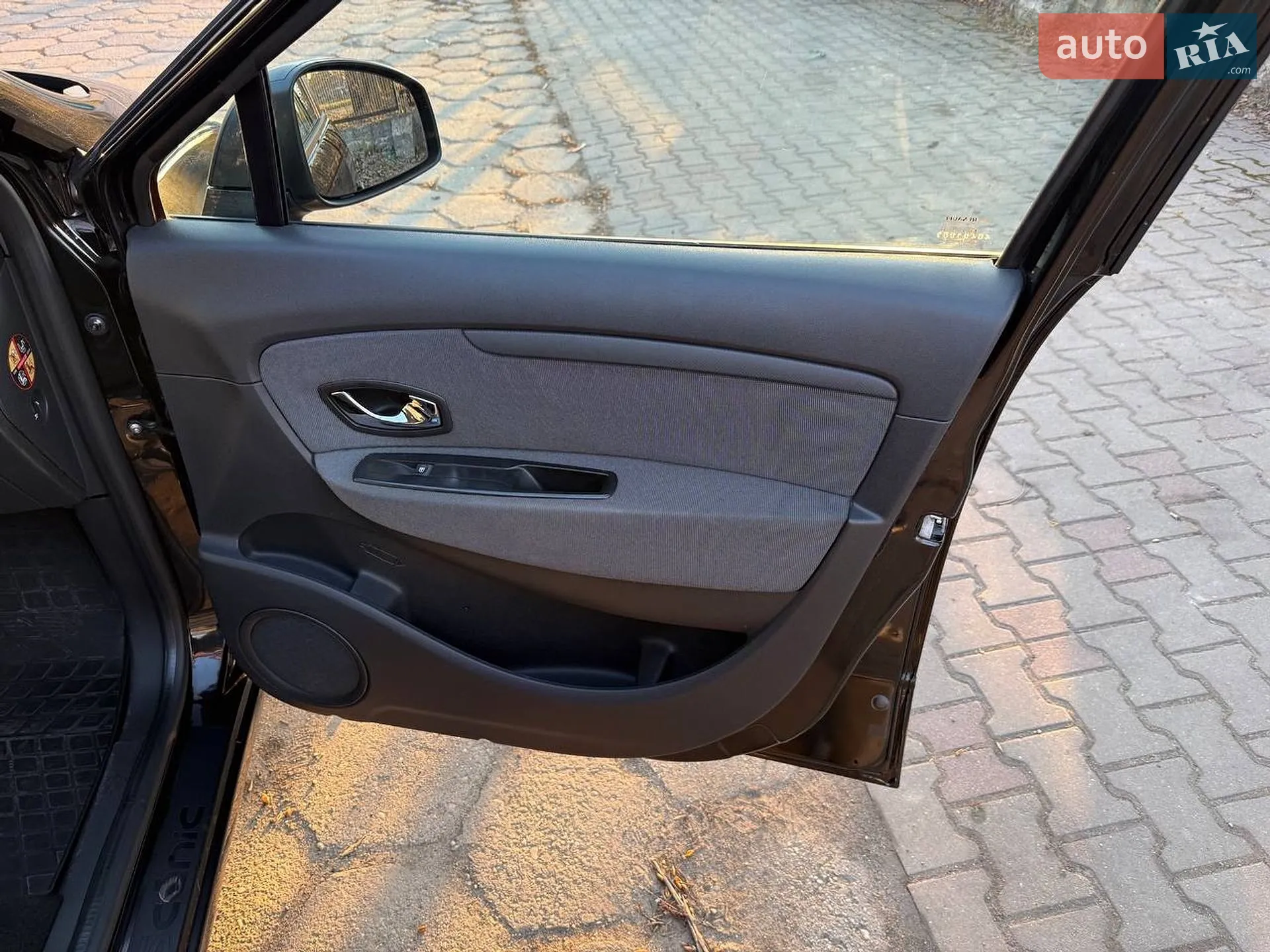 2011 Renault Scenic - мініатюра 10