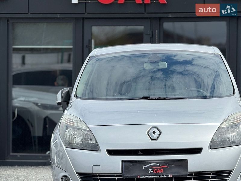 Renault Scenic 2011
