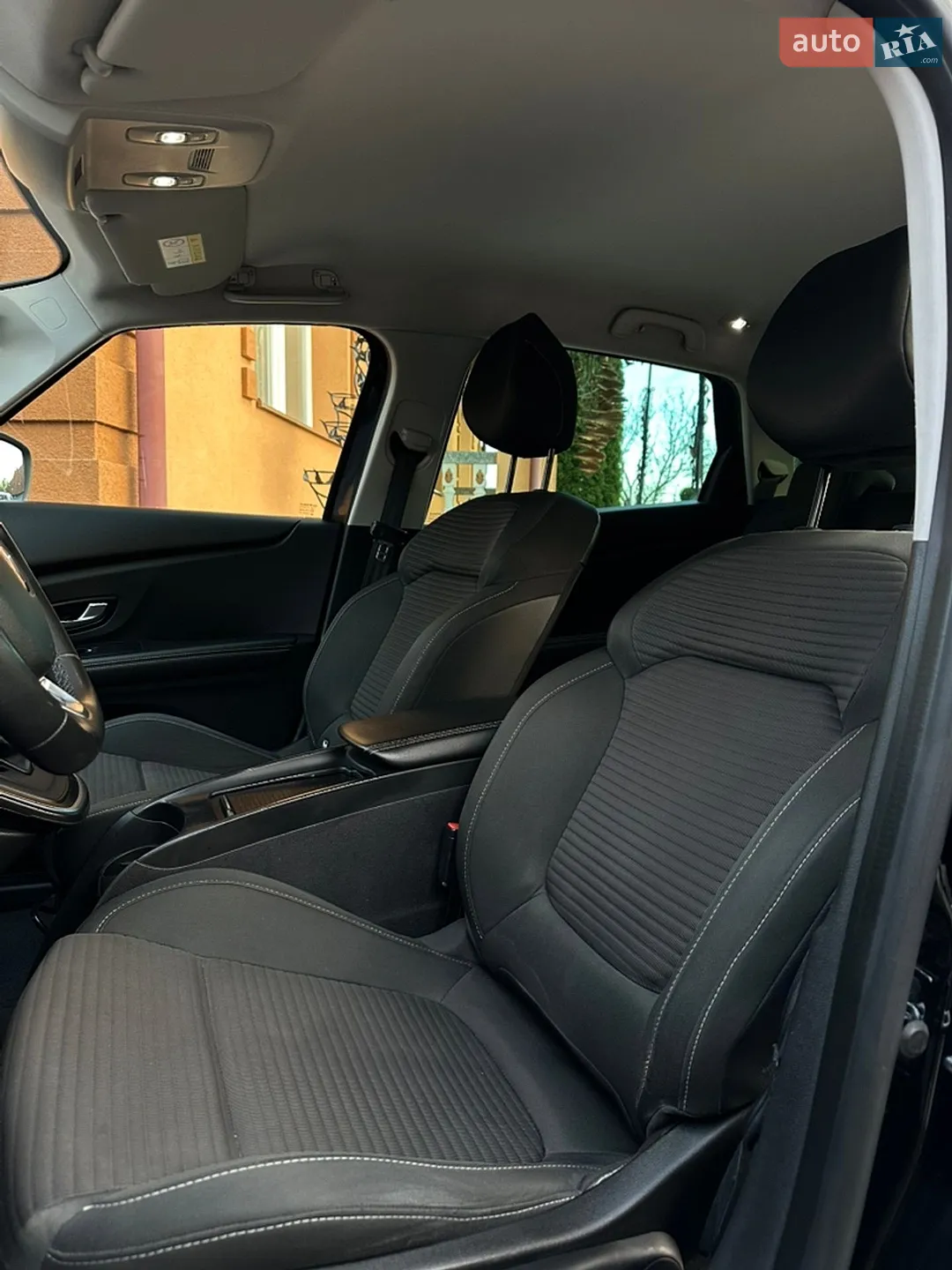 2020 Renault Scenic - мініатюра 16