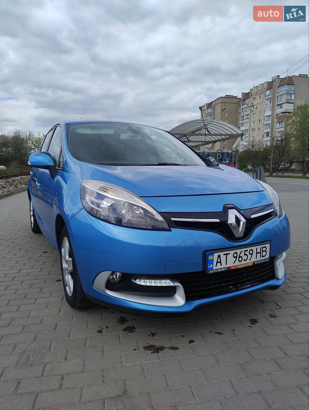 2013 Renault Scenic - мініатюра 2