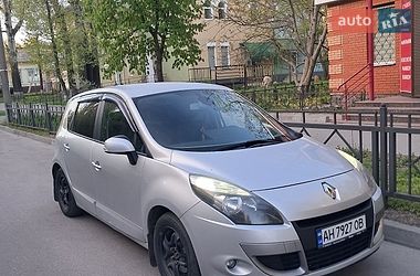 Минивэн Renault Scenic 2011 в Кременчуге