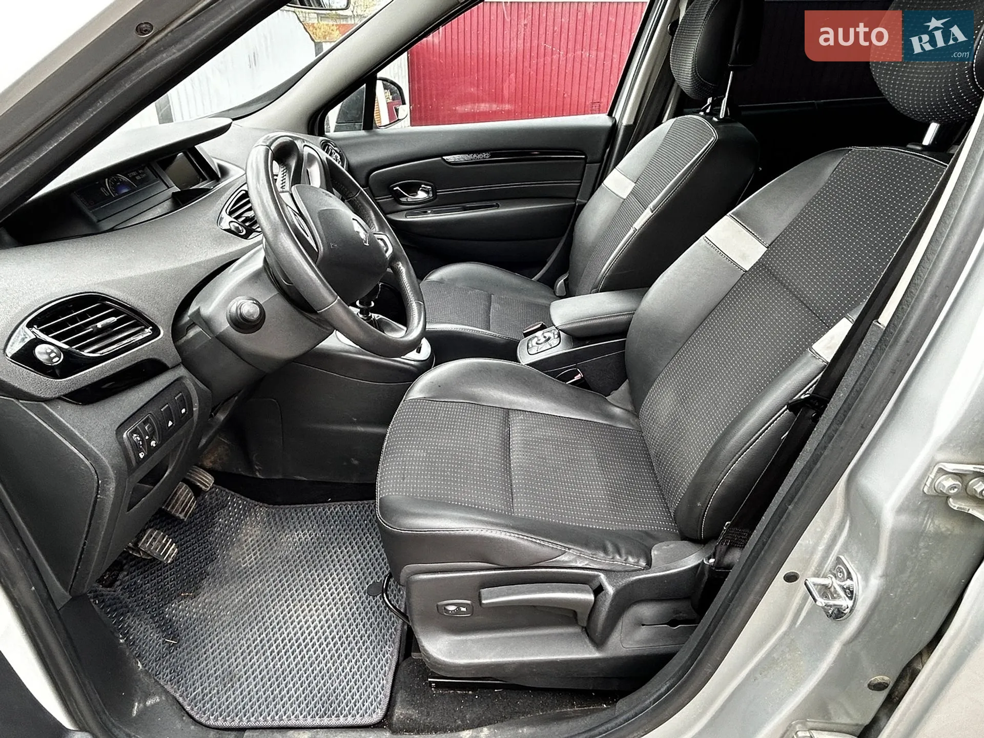 2012 Renault Scenic - мініатюра 17