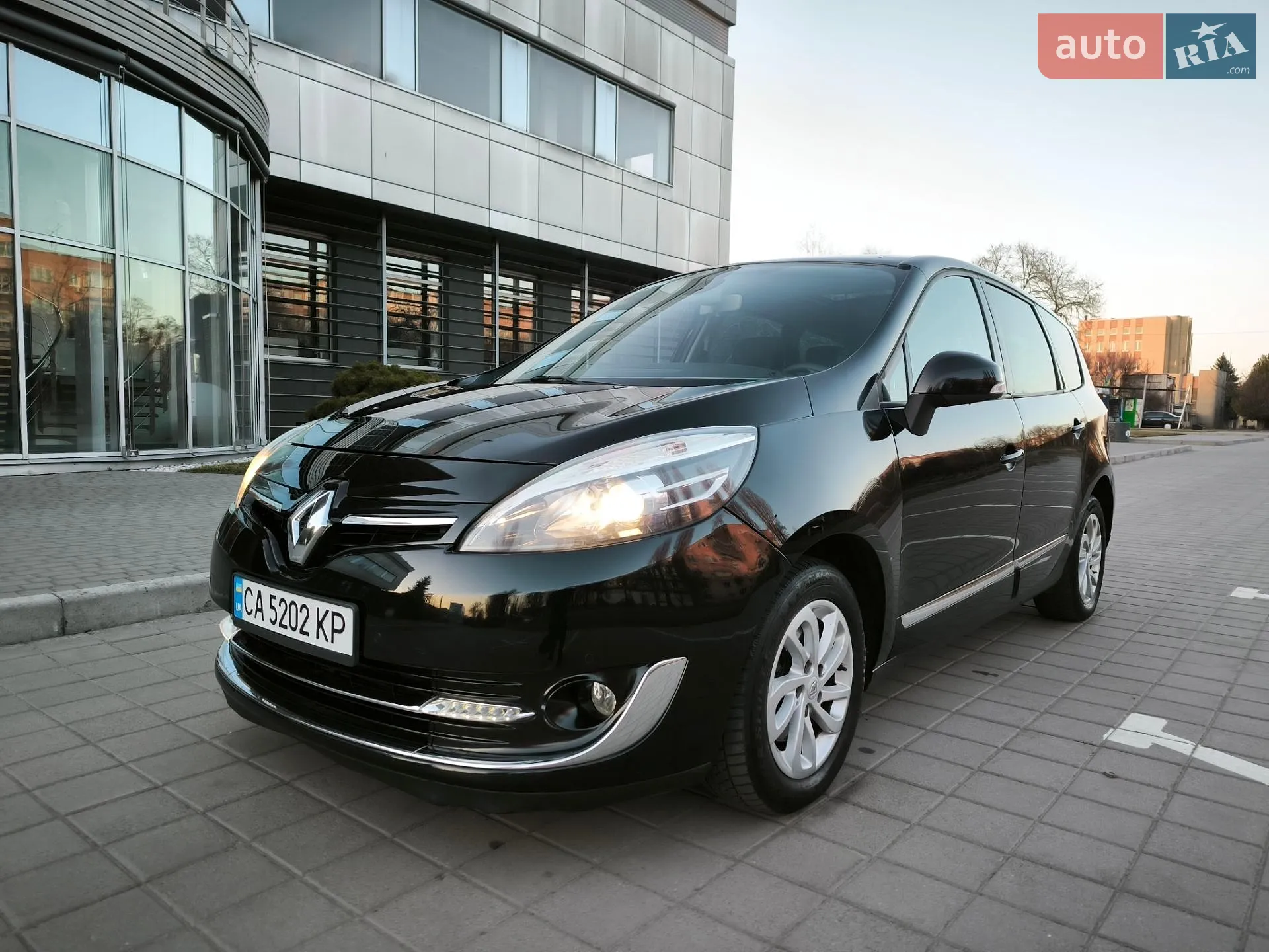 2012 Renault Scenic - мініатюра 2
