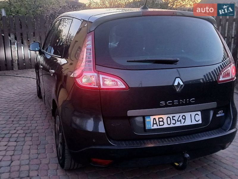 Мінівен Renault Scenic 2010 в Краматорську