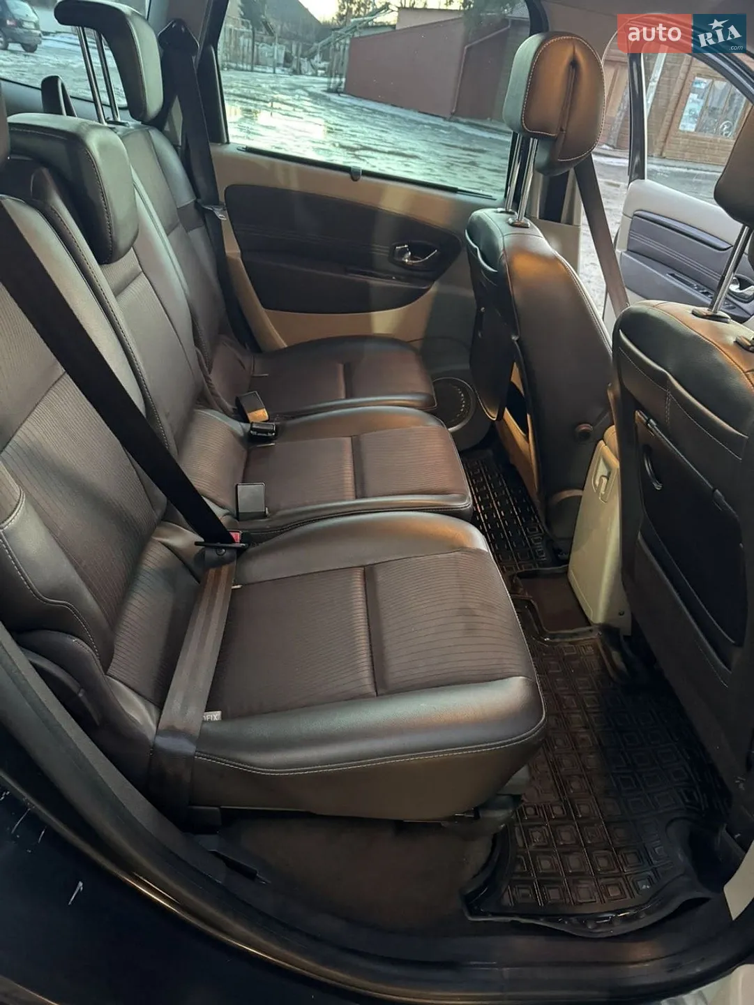 2011 Renault Scenic - мініатюра 4