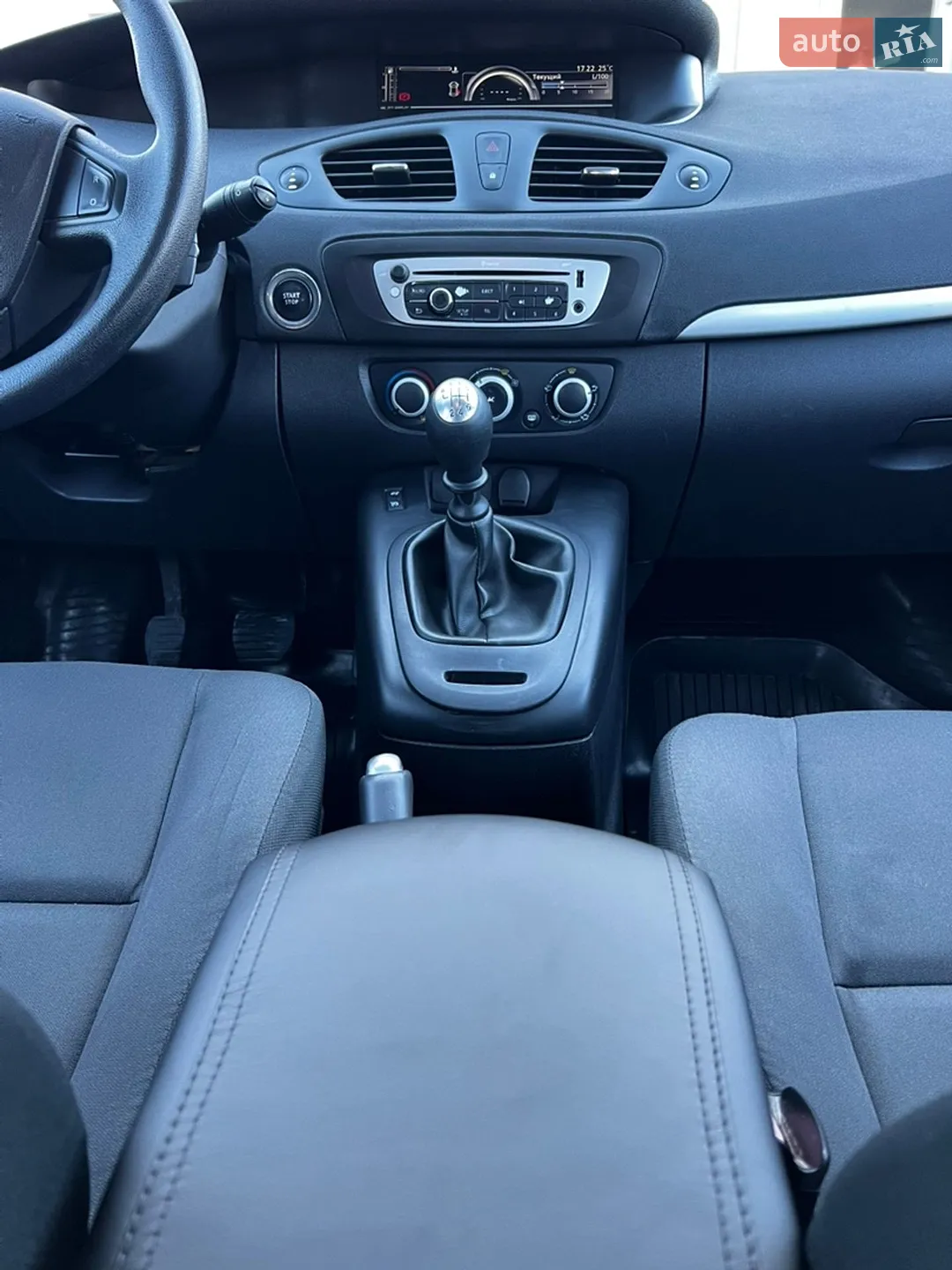 2013 Renault Scenic - мініатюра 16