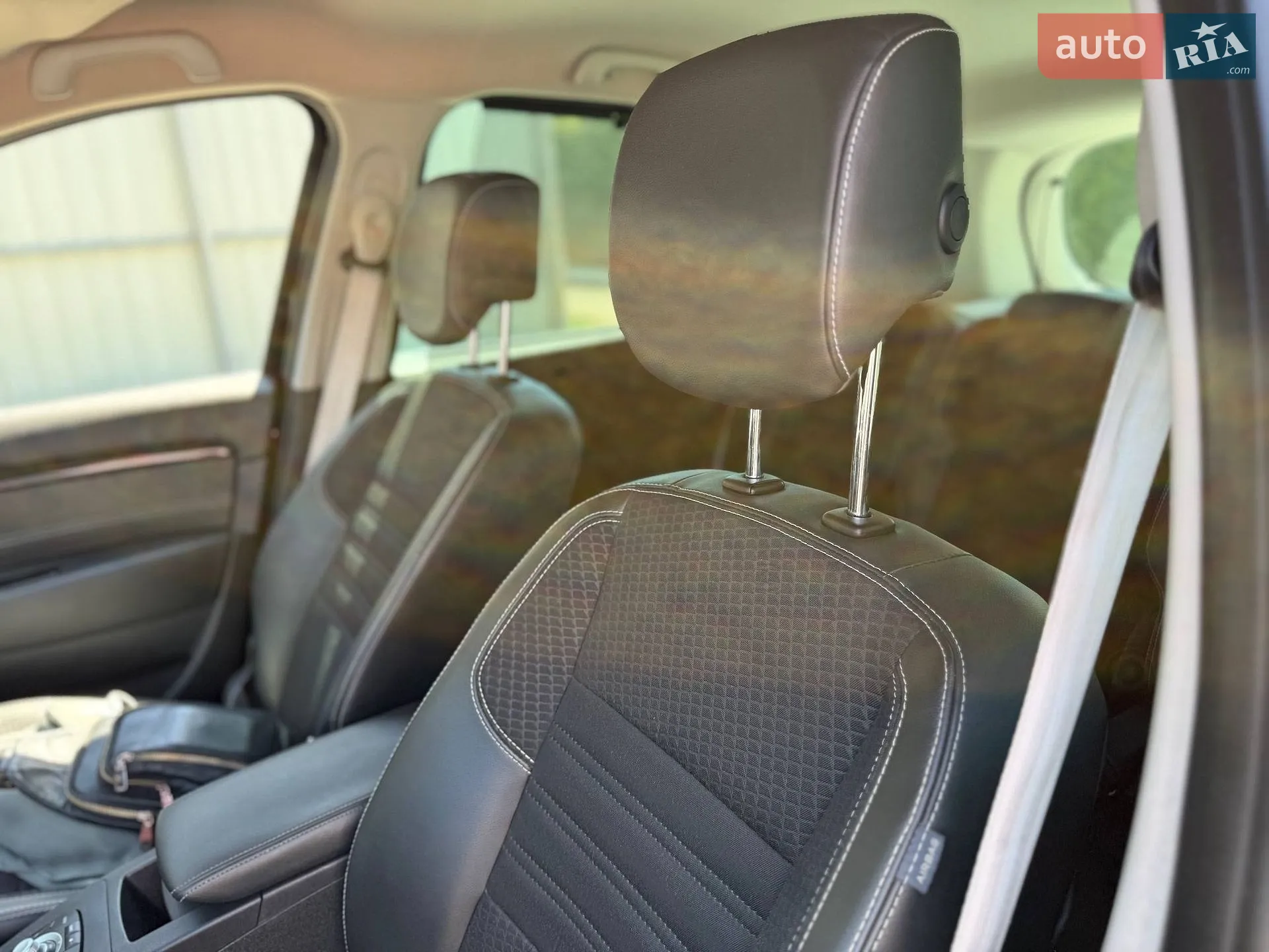 2015 Renault Scenic - мініатюра 30
