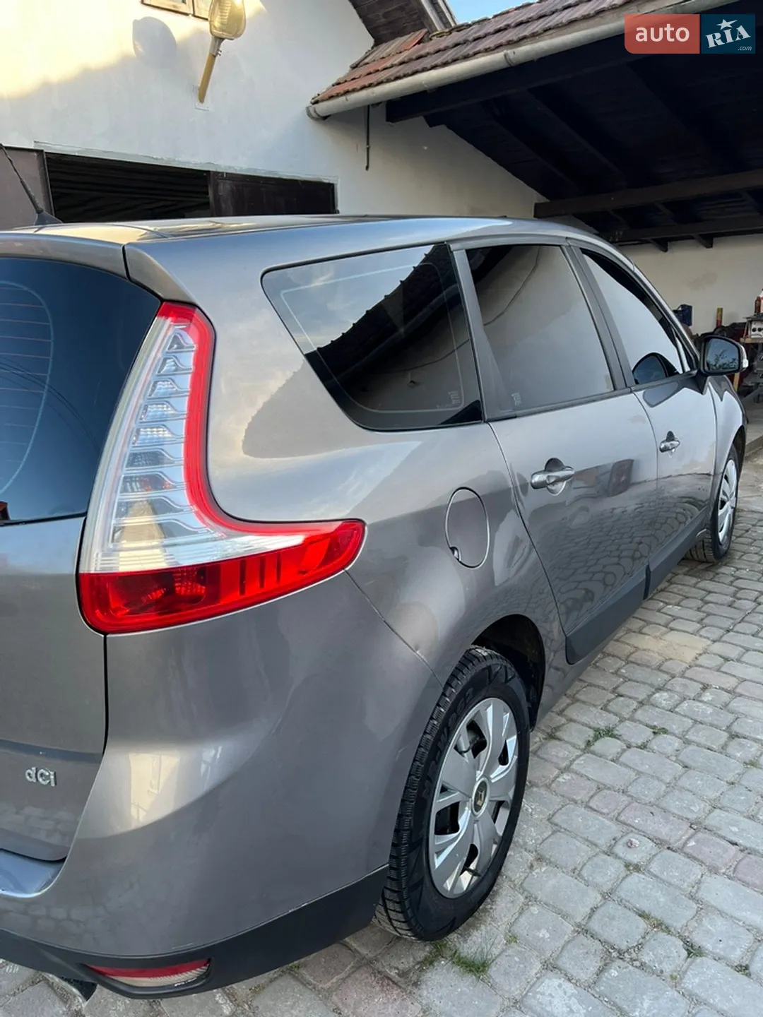 2010 Renault Scenic - мініатюра 3