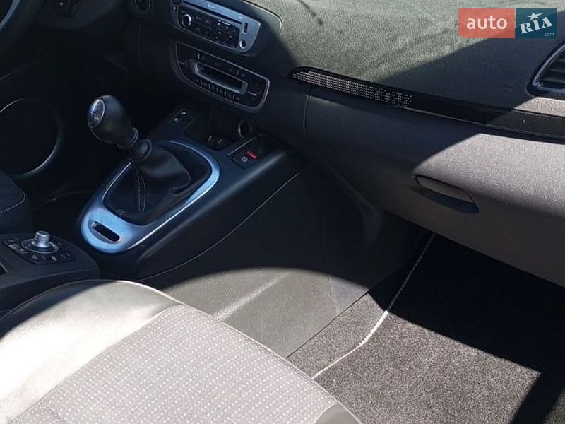 Мінівен Renault Scenic 2012 в Дубні