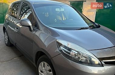 Минивэн Renault Scenic 2013 в Полтаве