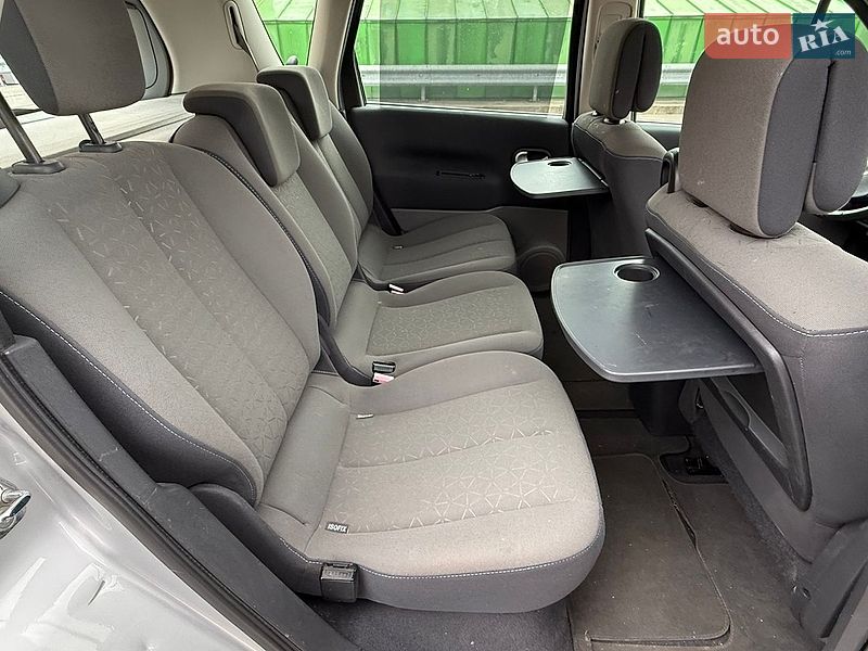 Минивэн Renault Scenic 2008 в Киеве фото 51 Минивэн Renault Scenic 2008 в Киеве