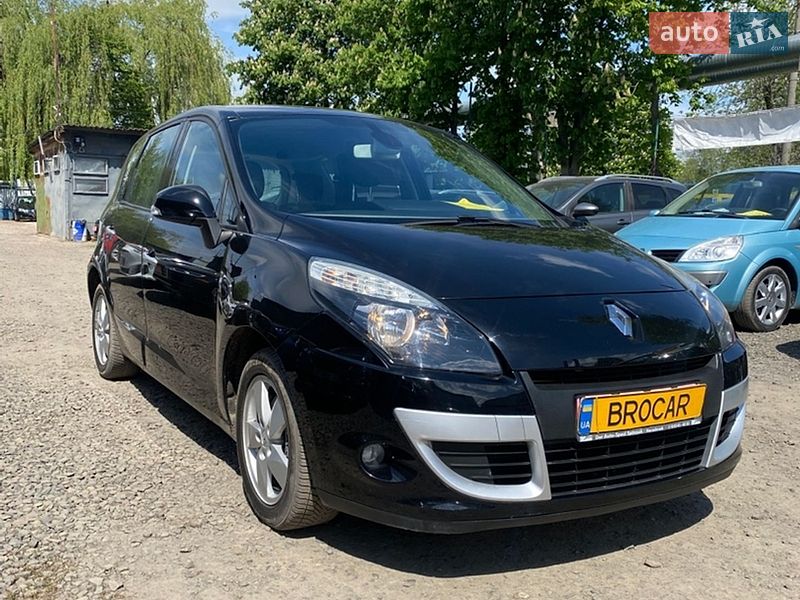 Минивэн Renault Scenic 2010 в Луцке