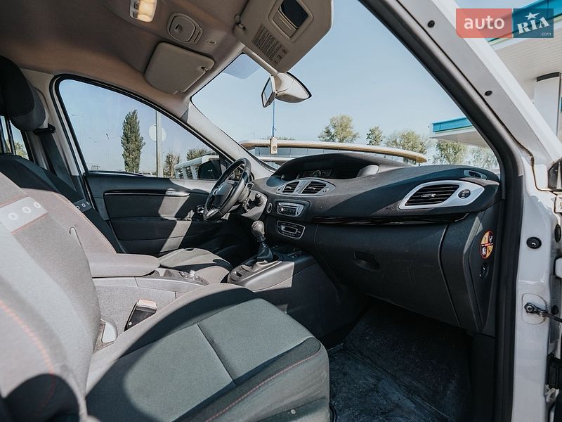 Мінівен Renault Scenic 2013 в Борисполі