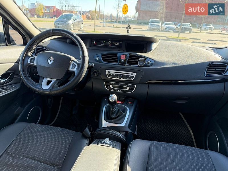 Минивэн Renault Scenic 2011 в Луцке