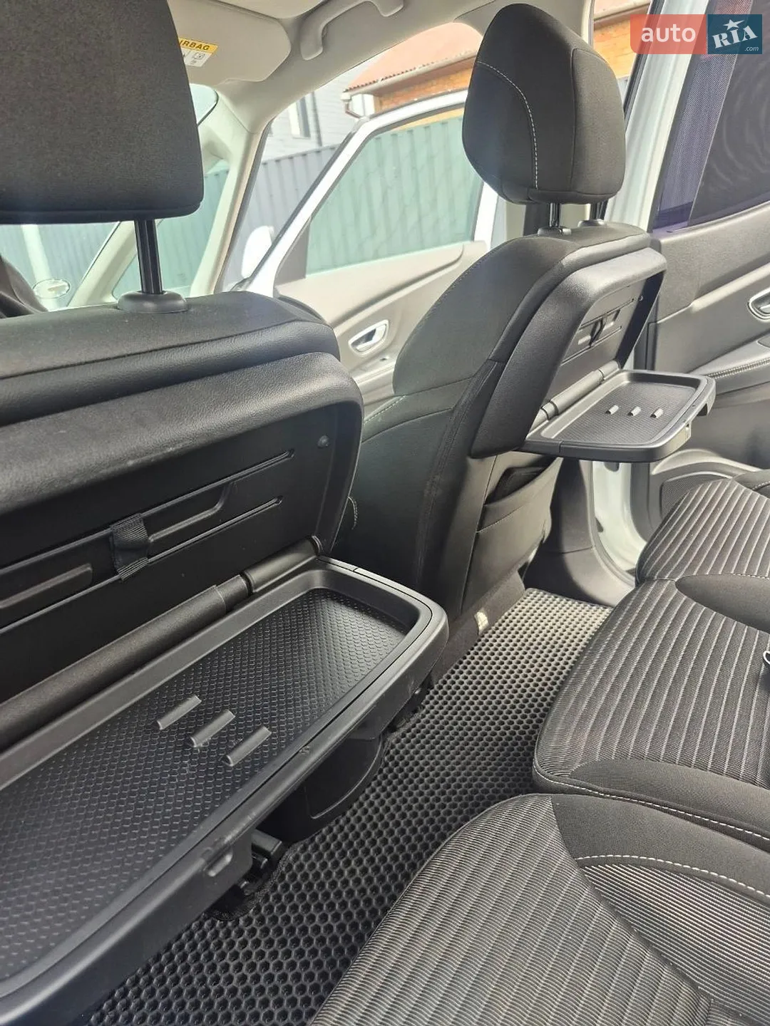 2017 Renault Scenic - мініатюра 31