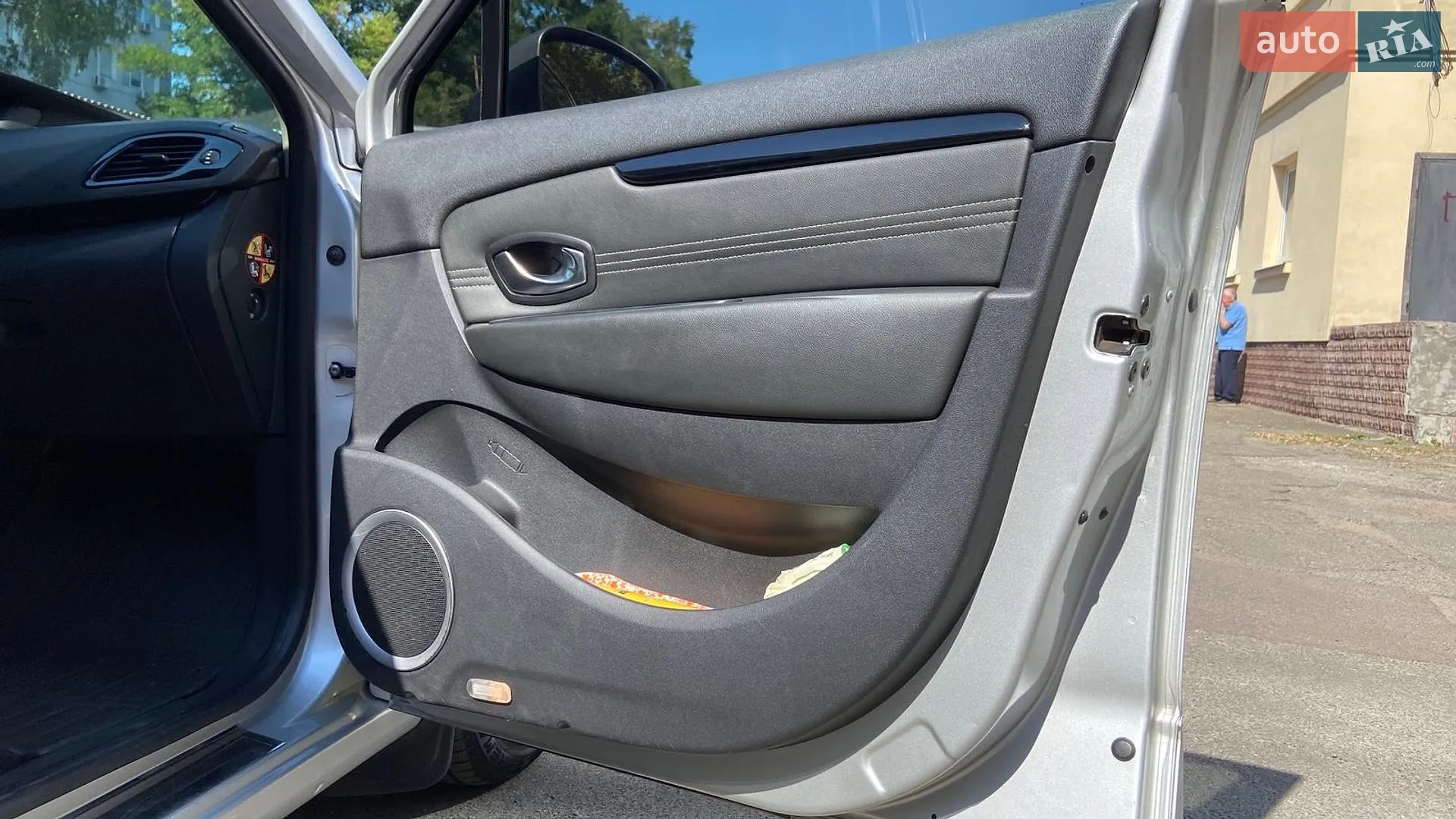 2011 Renault Scenic - мініатюра 23