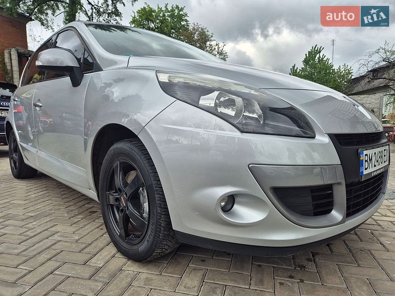 Renault Scenic 2011