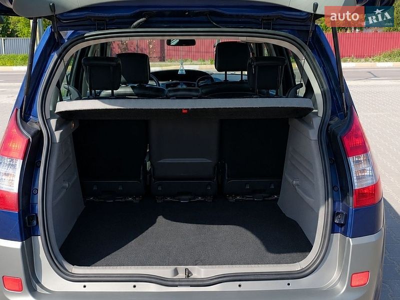Минивэн Renault Scenic 2005 в Ирпене