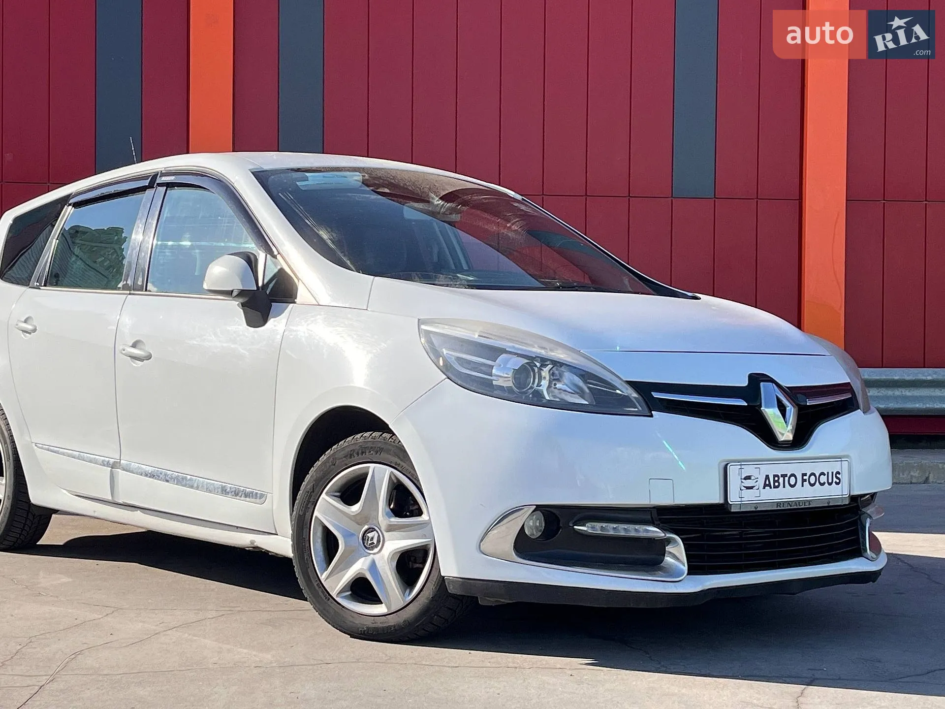 2016 Renault Scenic - мініатюра 2