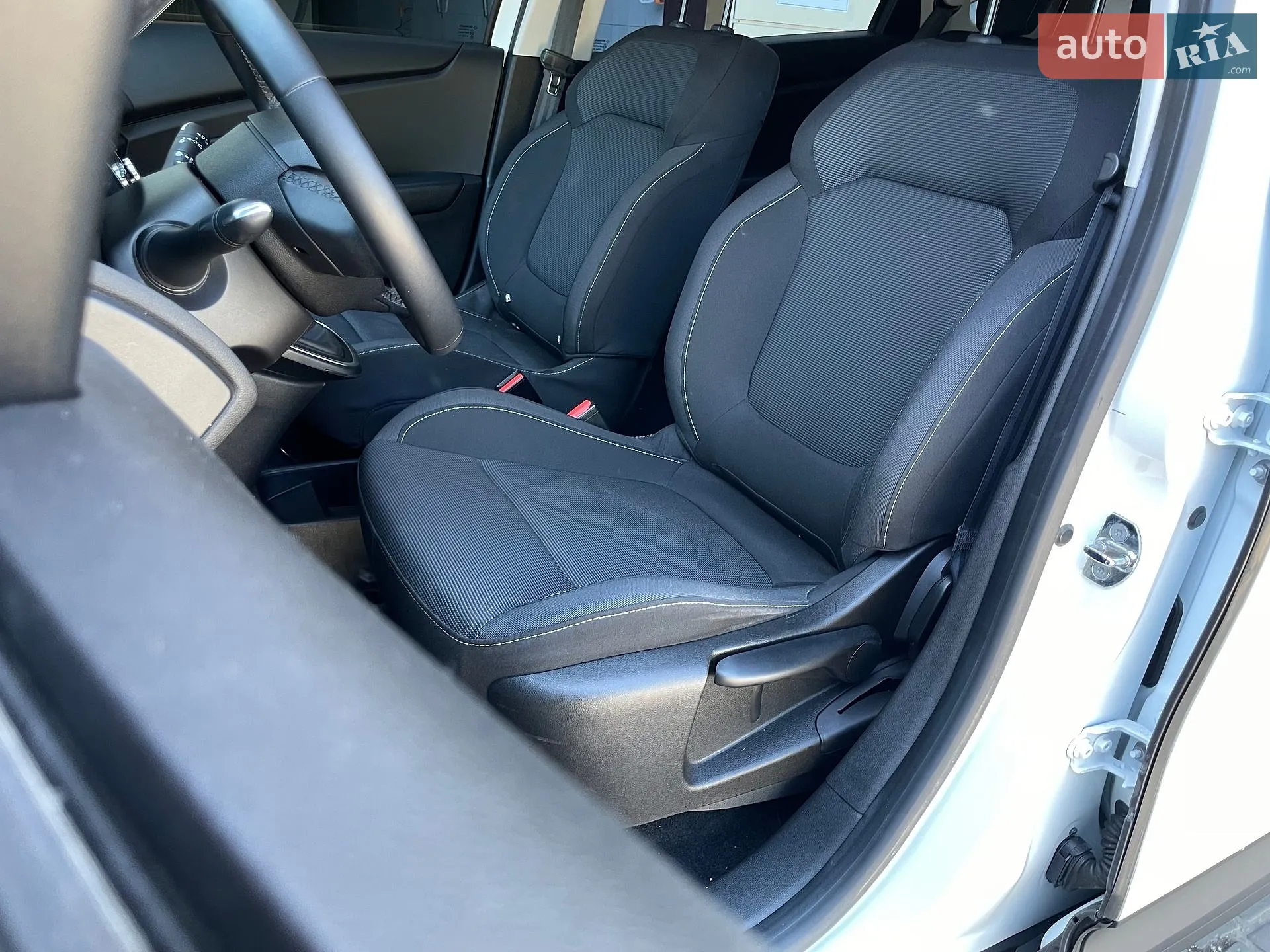 2019 Renault Scenic - мініатюра 26