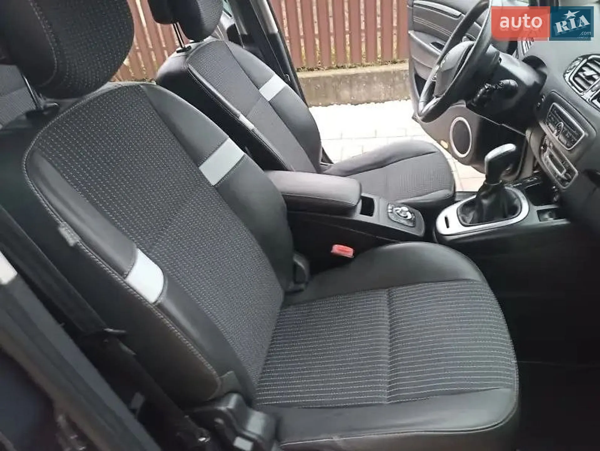 2011 Renault Scenic - мініатюра 15