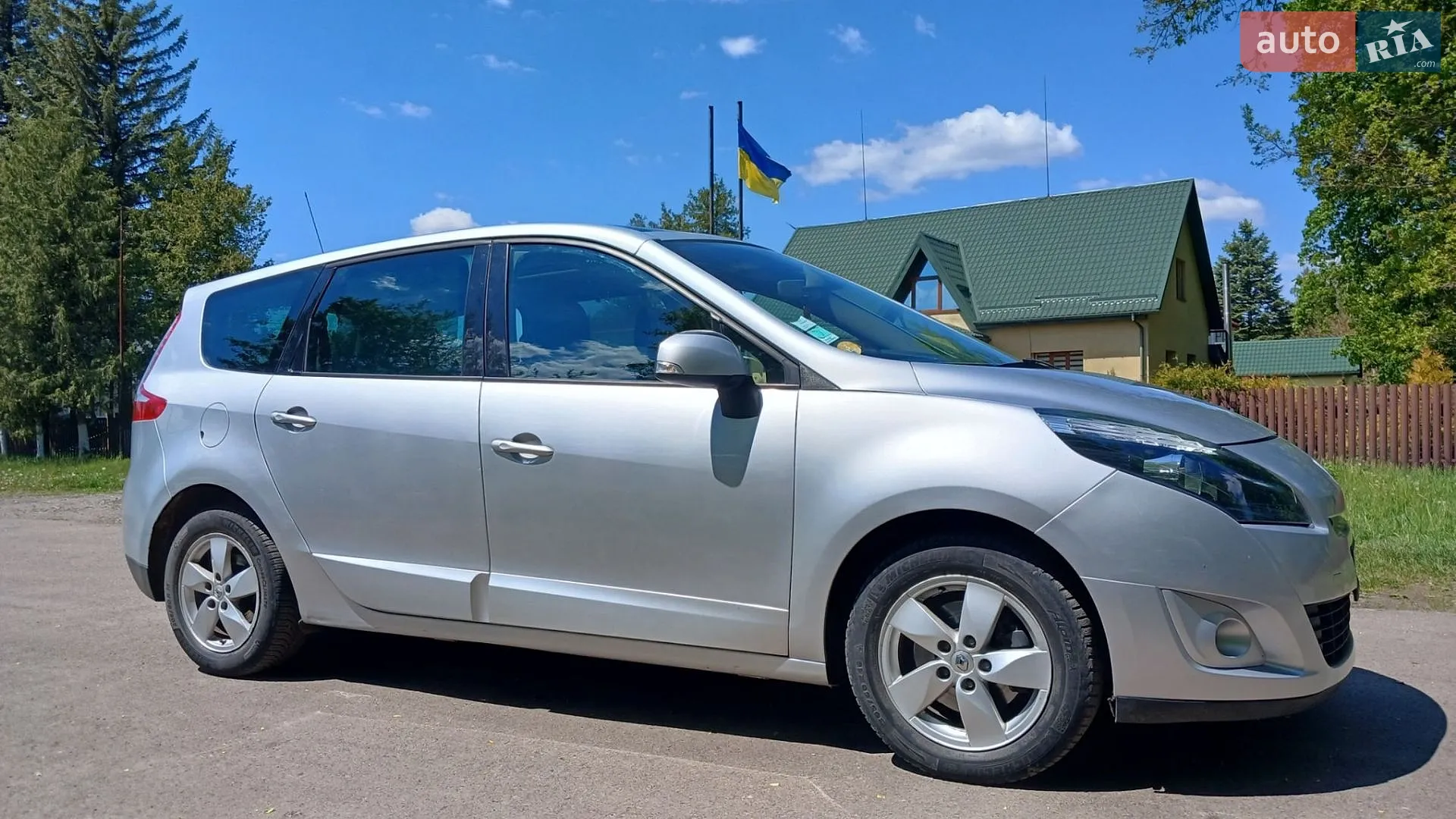 2010 Renault Scenic - мініатюра 15