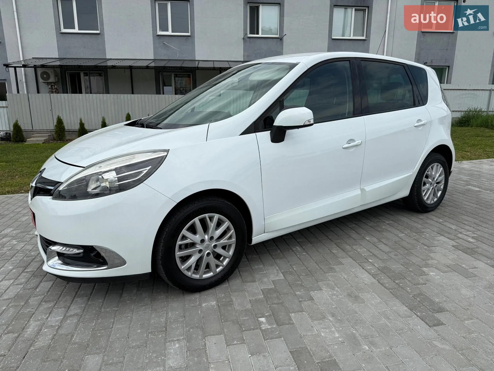 2014 Renault Scenic - мініатюра 9