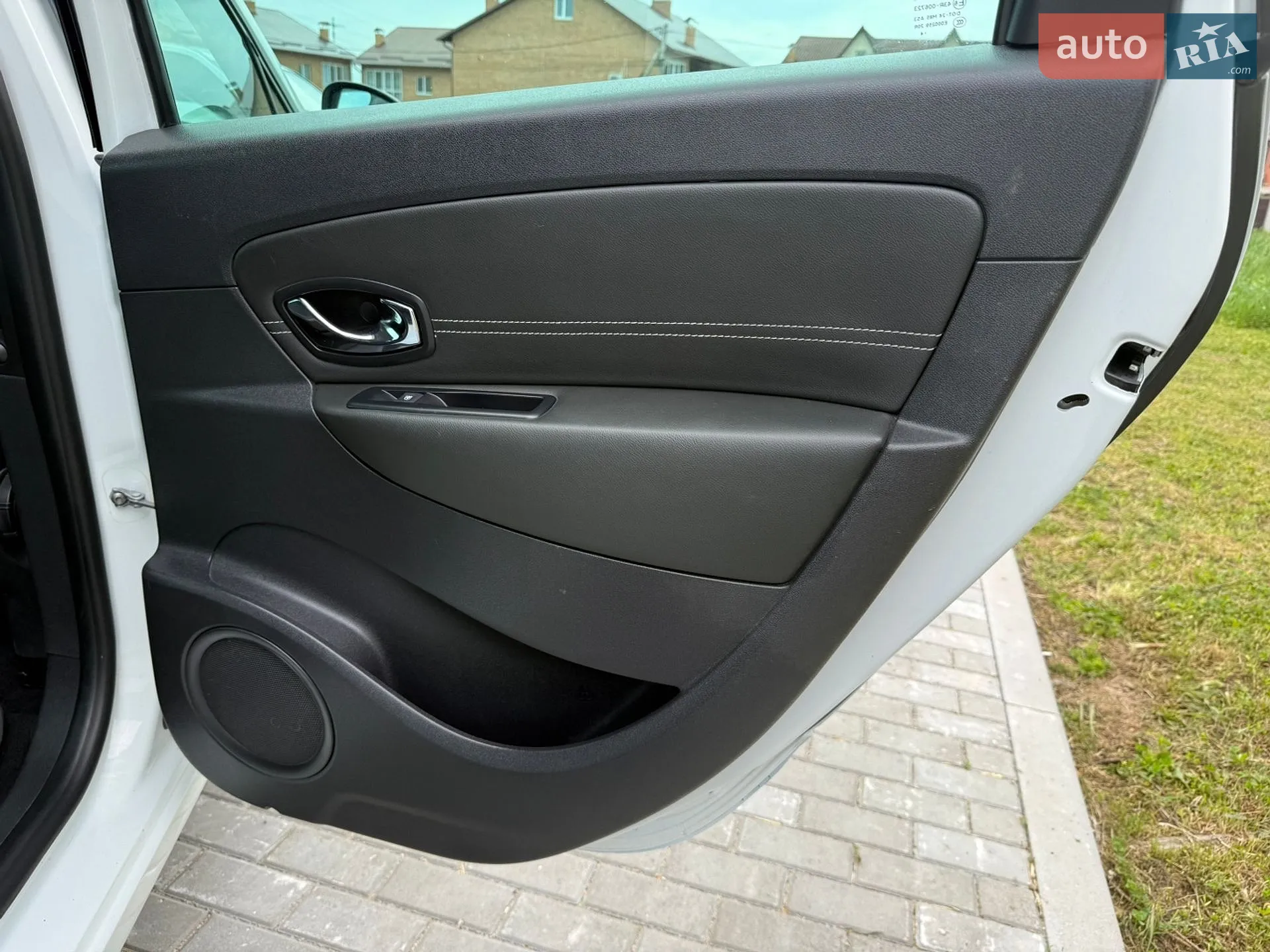 2014 Renault Scenic - мініатюра 78