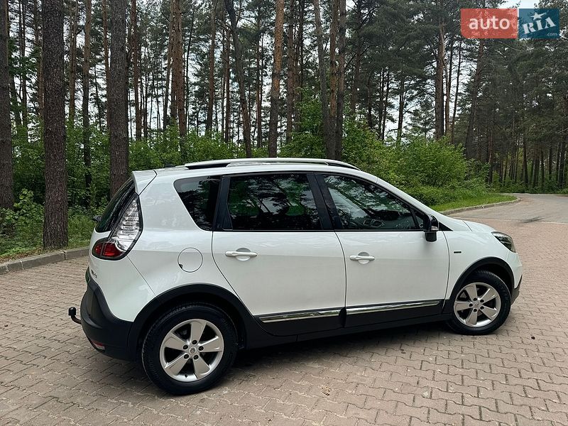 Минивэн Renault Scenic 2013 в Львове