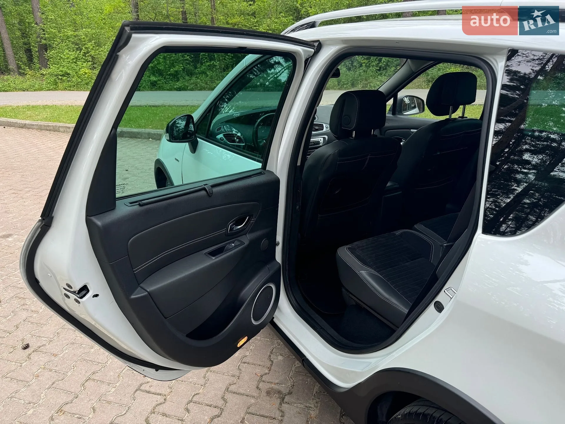 2013 Renault Scenic - мініатюра 32