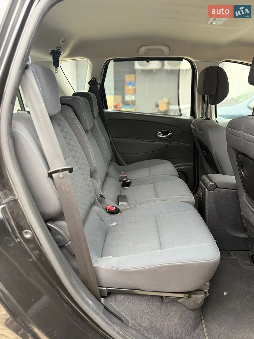2010 Renault Scenic - мініатюра 27