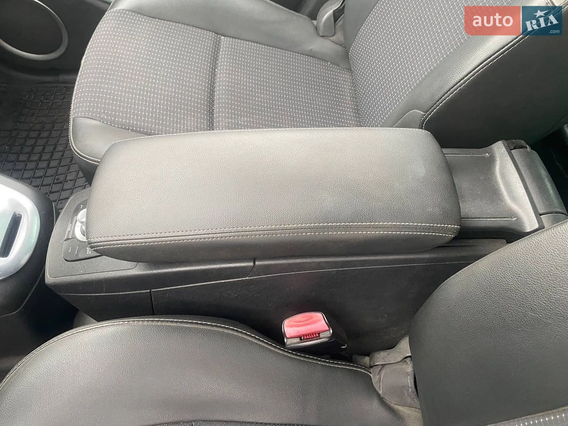 2011 Renault Scenic - мініатюра 14