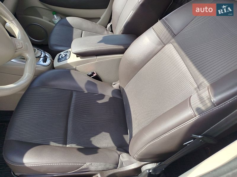 Минивэн Renault Scenic 2011 в Виннице