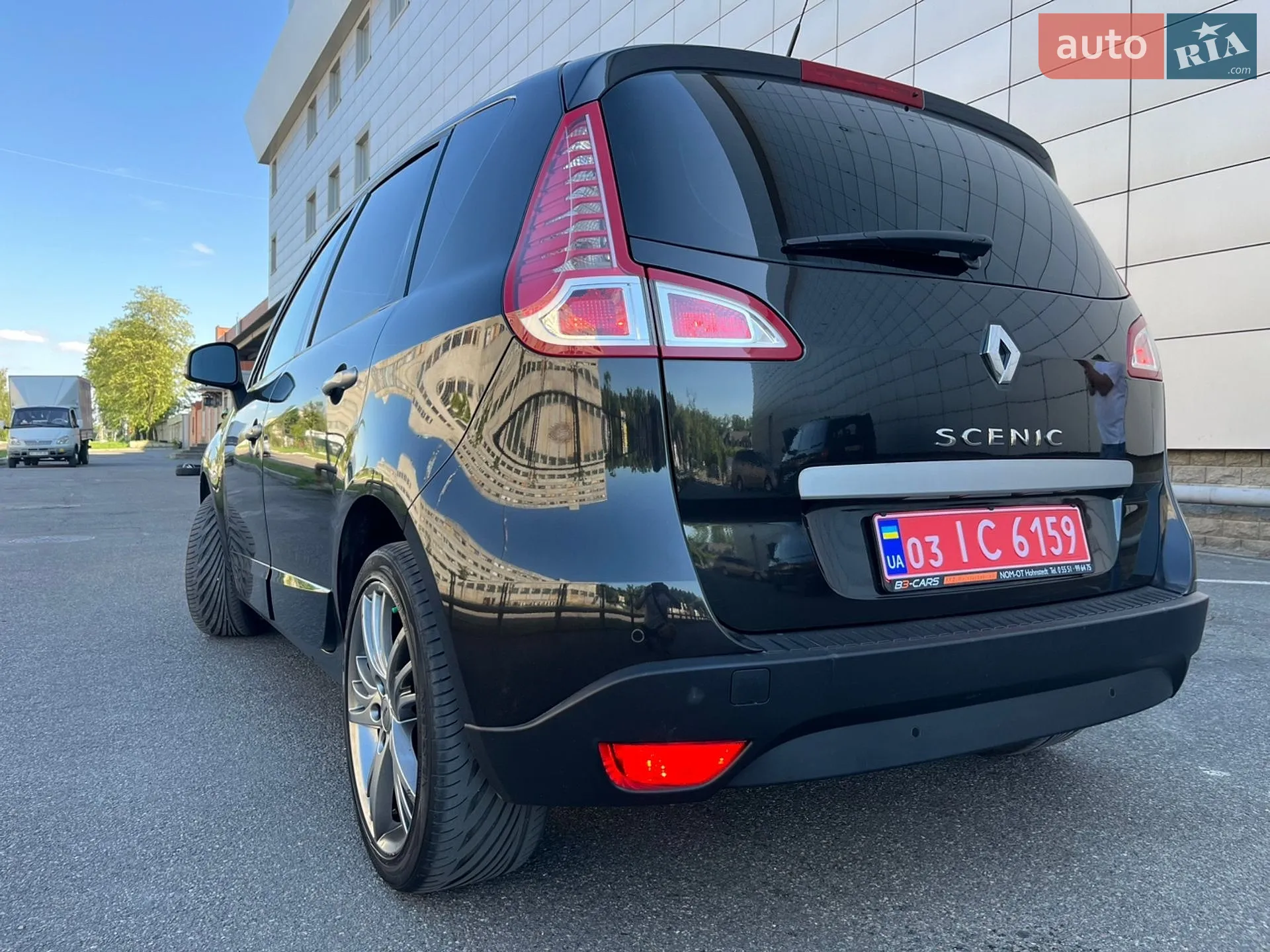 2010 Renault Scenic - мініатюра 14