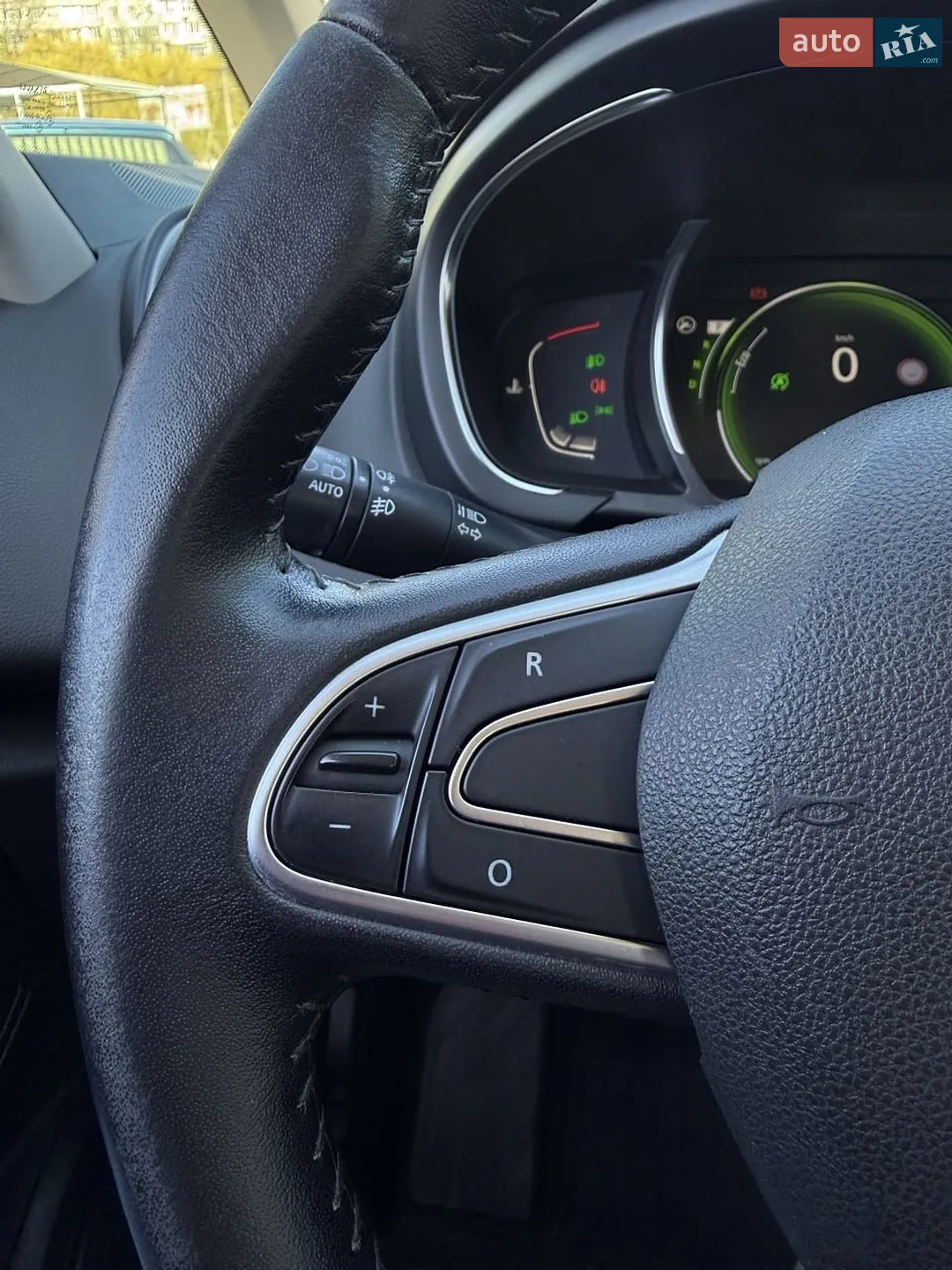 2017 Renault Scenic - мініатюра 43