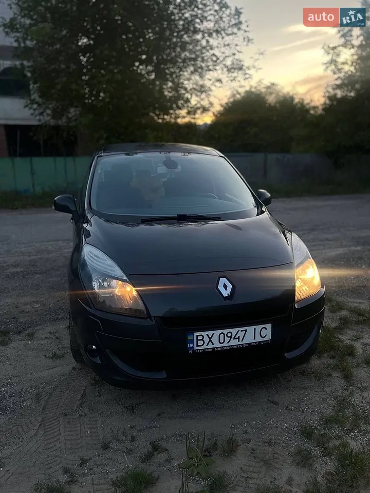 2010 Renault Scenic - мініатюра 20