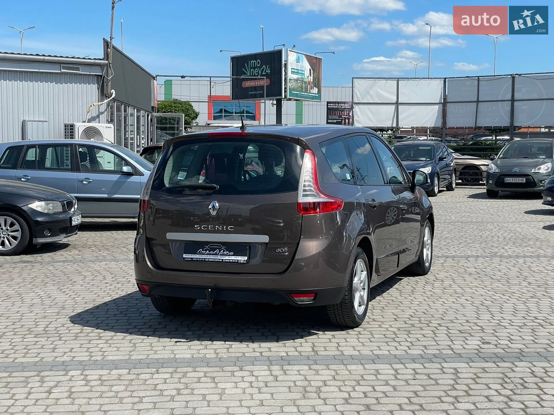 2010 Renault Scenic - мініатюра 12